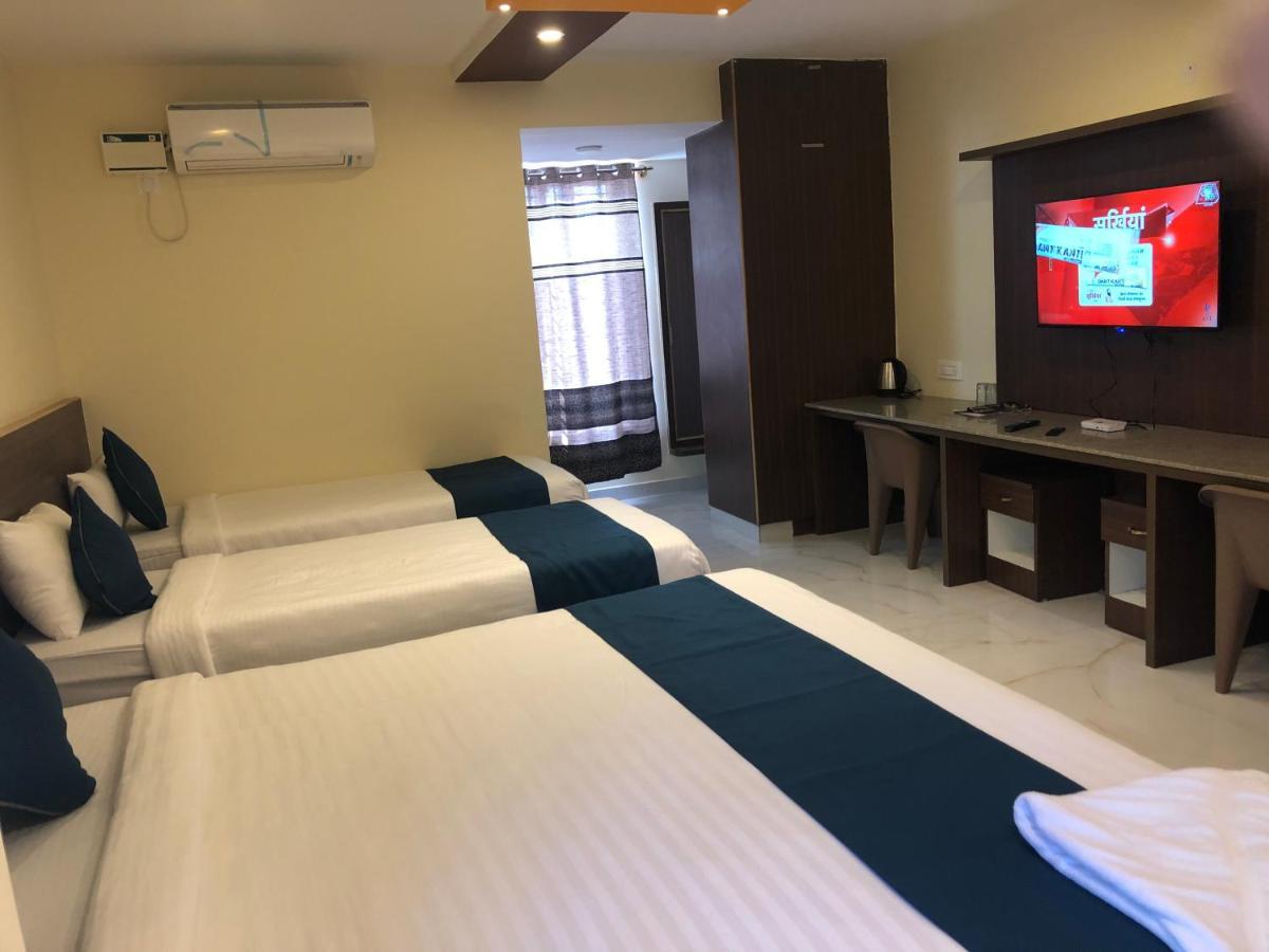 Yelahanka Sv Dreamstay Near Kempegowda International Airport מראה חיצוני תמונה